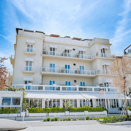 Hotel Lungomare 卡托利卡 外观 照片